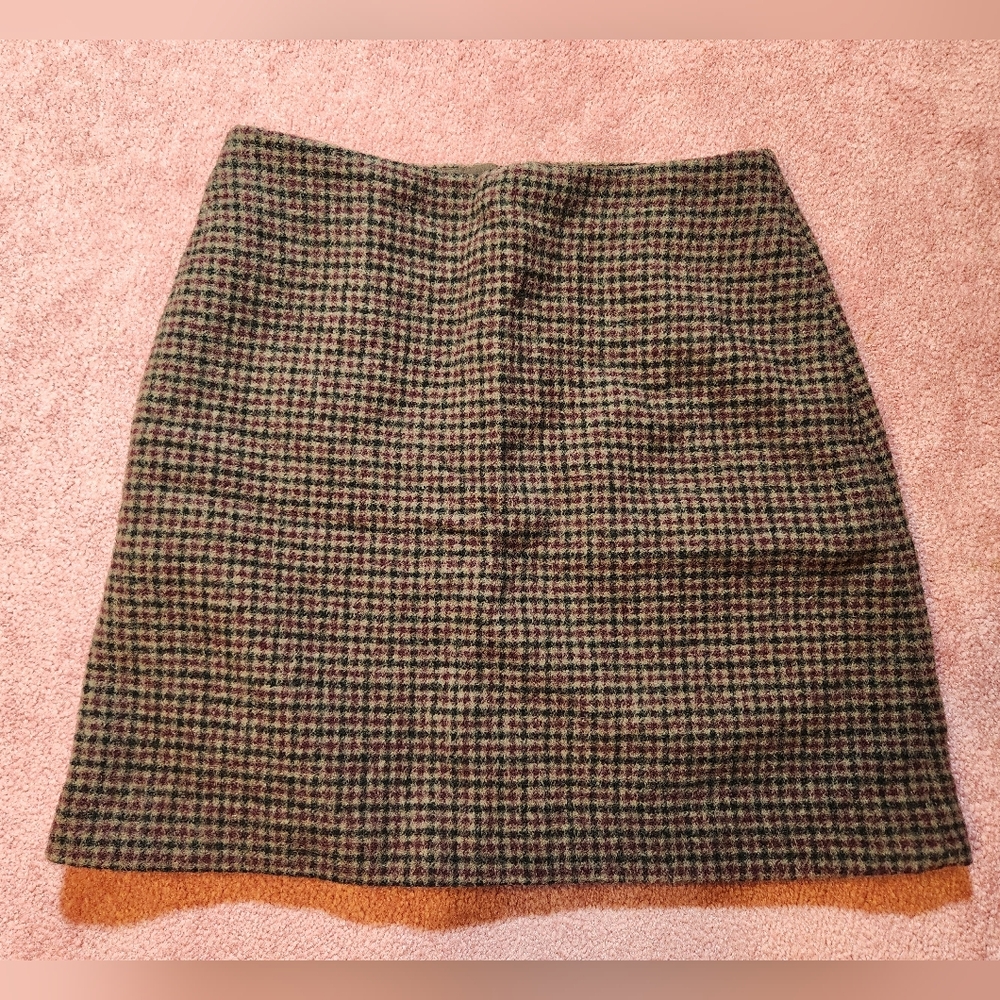 Nniqlo NWOT Wool Blend Mini Skirt size 4